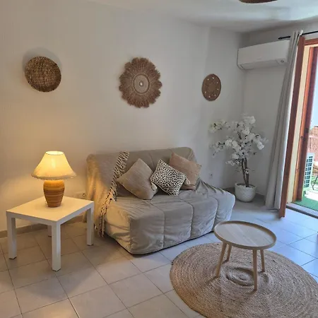 Appartement Independant Avec Parking Prive Et Securise